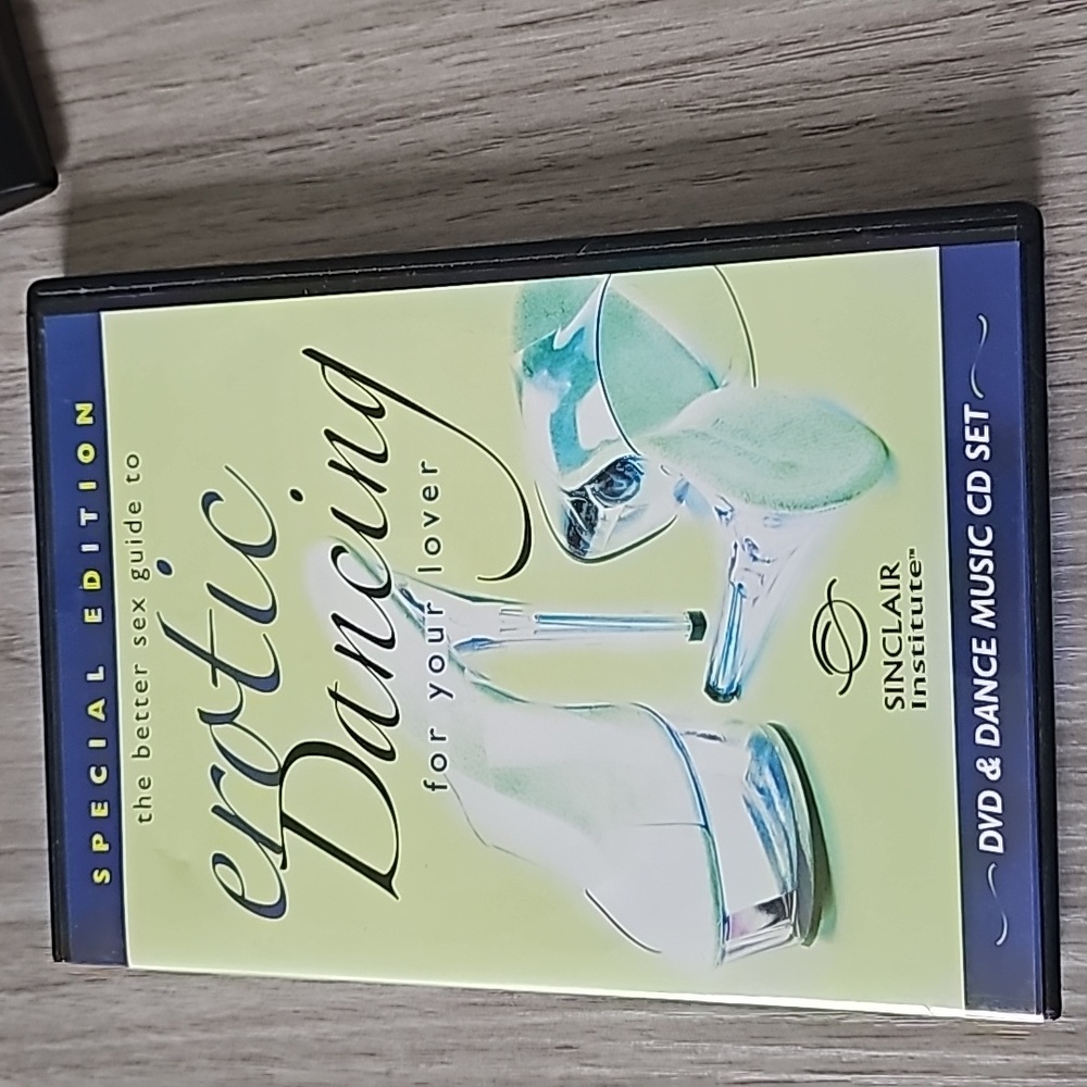 DvD and CD